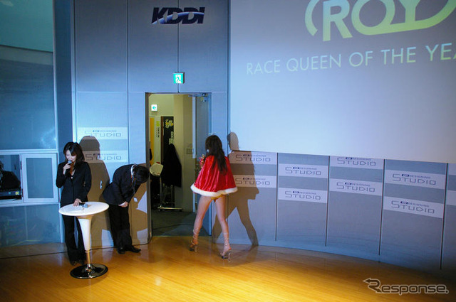 レースクイーン・オブ・ザ・イヤー 山崎みどりさん…写真蔵