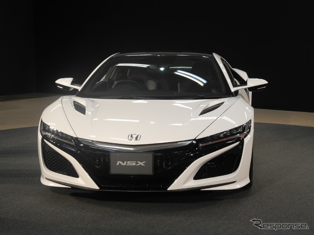 26年ぶりにフルモデルチェンジしたホンダ『NSX』