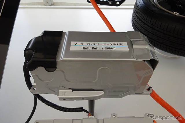 ソーラー発電用の小型バッテリー