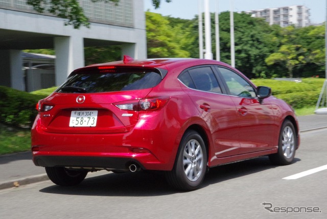 マツダ アクセラ 改良新型(SKYACTIV-D 1.5)
