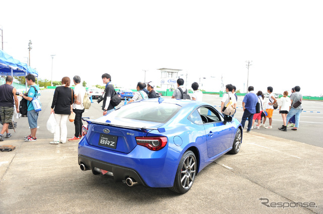 BRZ ちょい乗り体験会の様子