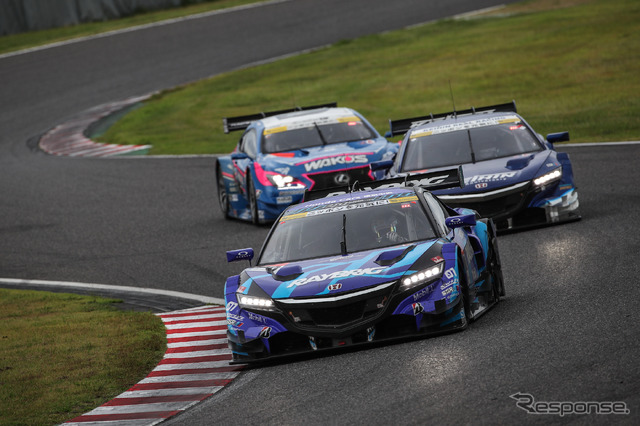 決勝7位の#100 NSX。