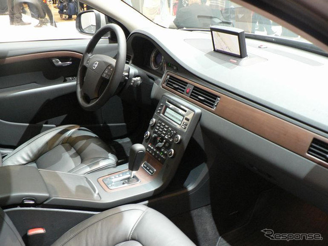 【ジュネーブモーターショー07】ボルボ、エステートの V70 新型発表