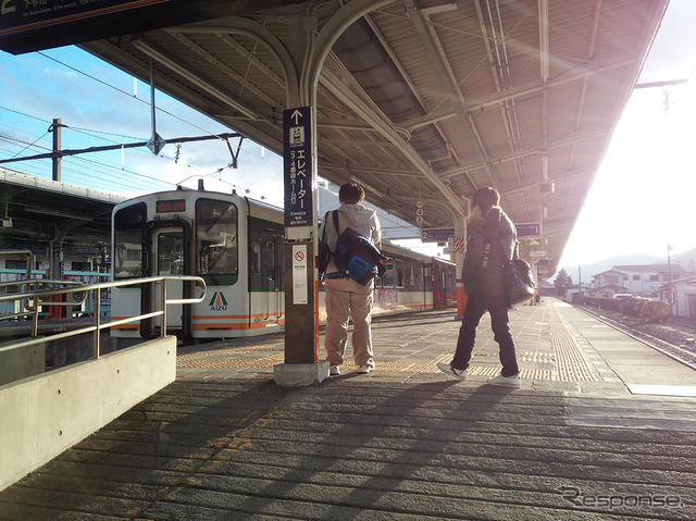 鬼怒川温泉駅