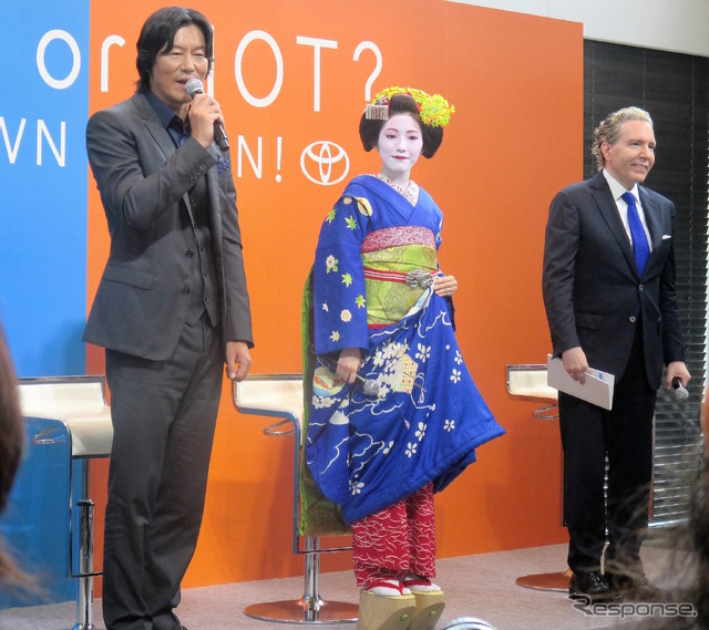 「COOL or HOT? CROWN JAPAN!」