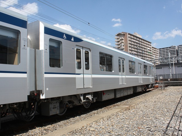 北千住方の先頭車になる13001(1号車)。保安装置やコンプレッサー、バッテリーを搭載している。