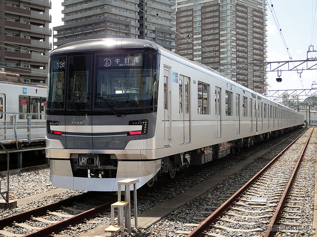 日比谷線の新型車 13000系