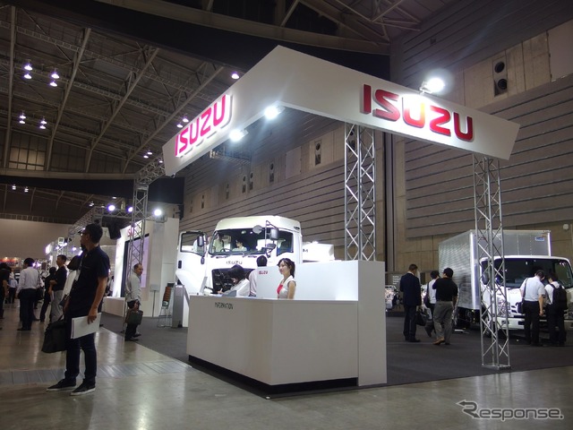 いすゞ自動車(ジャパントラックショー16)