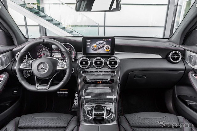 メルセデスAMG GLC 43 4MATICクーペ