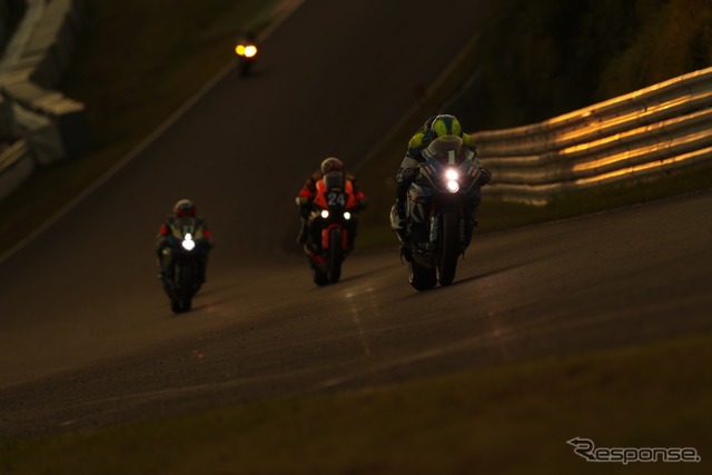 写真は鈴鹿8耐
