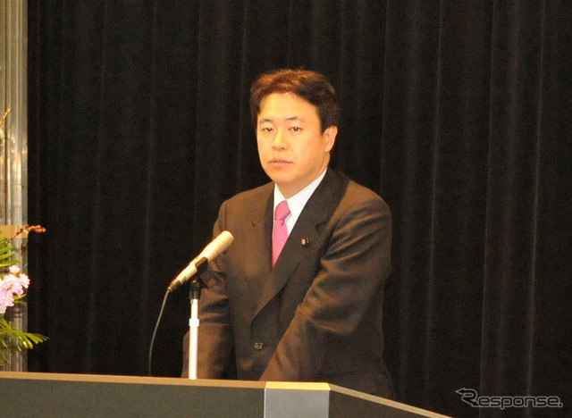 鶴保庸介沖縄・北方担当相