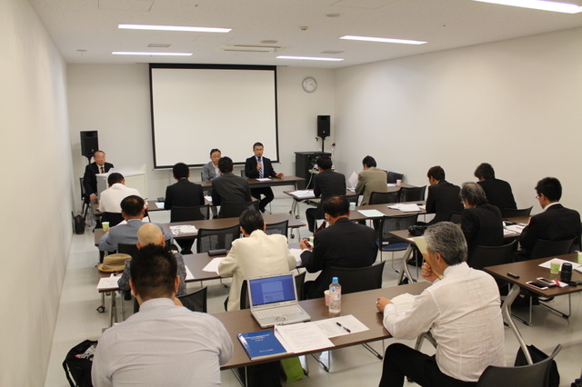 本部総会の様子