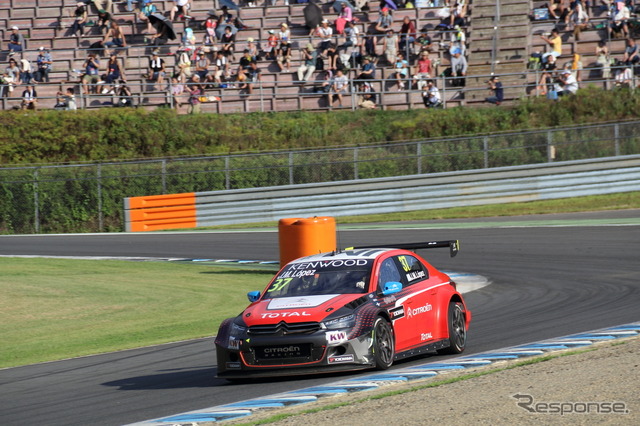 暫定ながらWTCC3年連続チャンピオンとなったホセ・マリア・ロペス