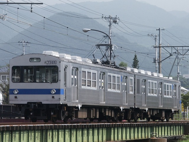 福島交通は恒例の車両基地公開イベントを9月24日に開催する予定。7000系（写真）の運転体験などが行われる。