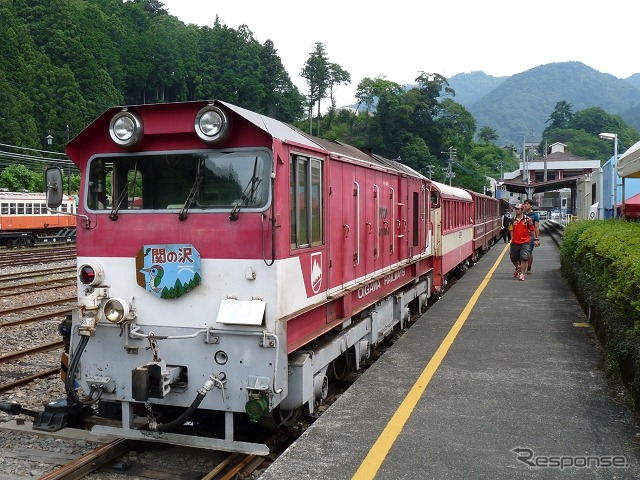 大井川鐵道は10月に井川線で『吟醸列車』を運転する。写真は井川線の列車。