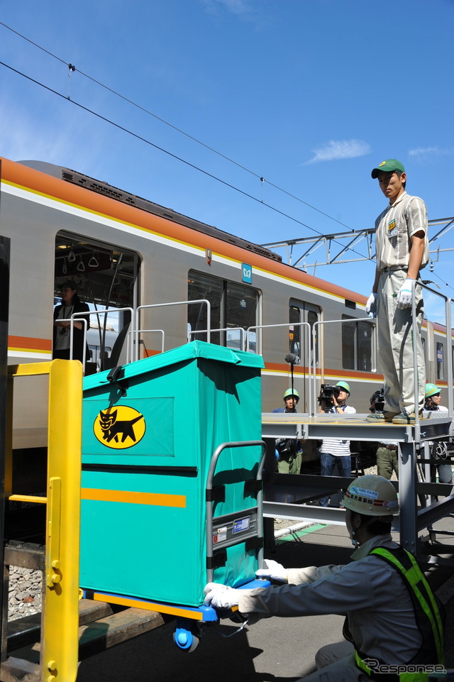 東京メトロで宅配便輸送を実験