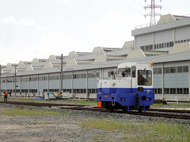 東武鉄道C11形207号機「火入れ式」(9月12日、南栗橋「SL検修庫」内)