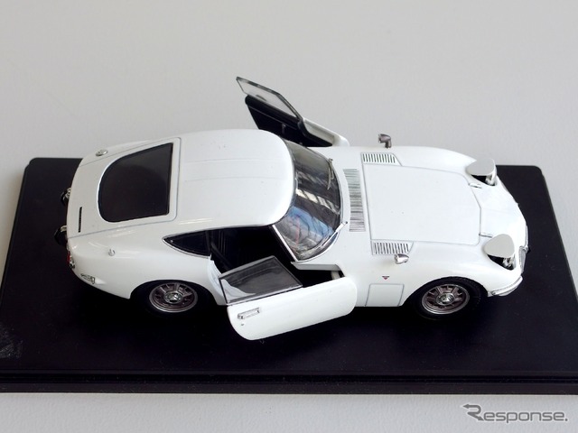 トヨタ2000GT(1/24)