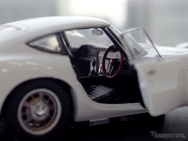 トヨタ2000GT(1/24)