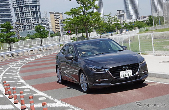 マツダ アクセラ 改良新型(SKYACTIV-D 2.2)