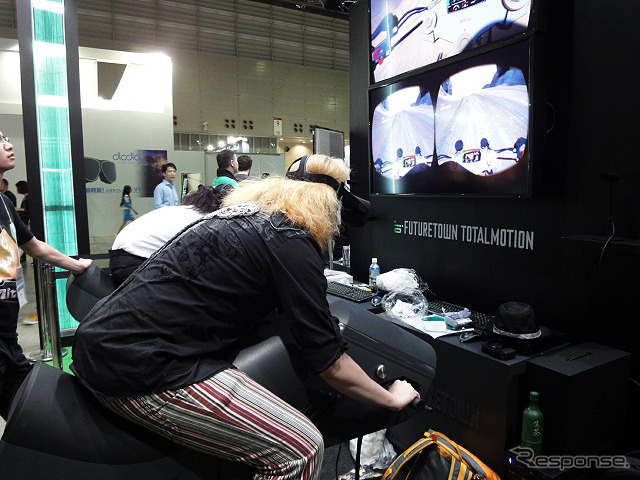 【東京ゲームショウ16】行列必至、馬かバイクかサーフィンか…乗るVRコントローラー