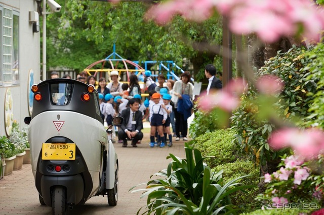 i-ROADによる幼稚園送迎の様子