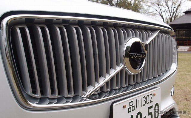 ボルボ XC90 T8