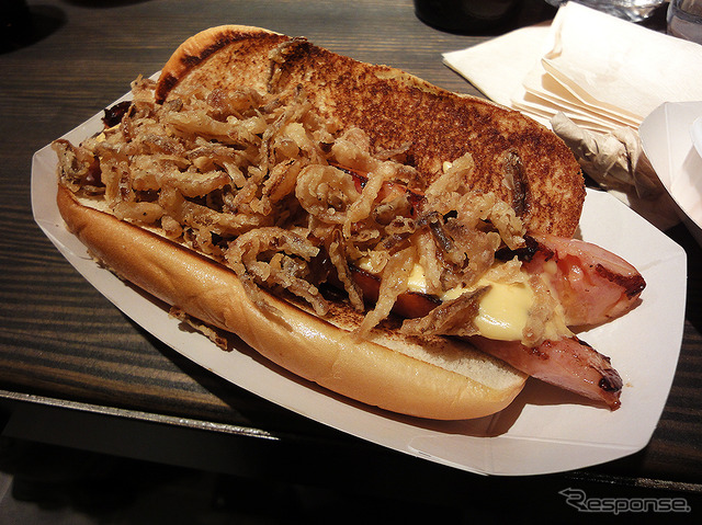 9月22日にオープンする Shake Shack 東京国際フォーラム店(写真は21日の前夜祭)