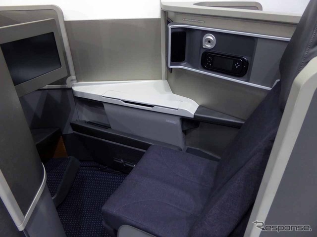 アメリカン航空の最新B787に搭載されたビジネスクラスシート