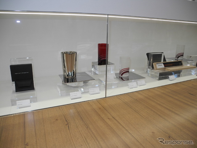 ニッサン クロッシングの限定商品である「クラフトアーツコレクション」