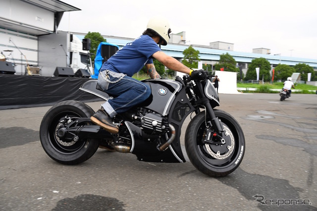 お台場にて開催された Deus Bike Build Off 2016。BMW は、R nineTベースのカスタムバイクを披露。