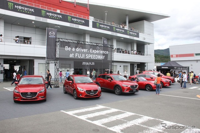 Be a driver. Experience at FUJI SPEEDWAY