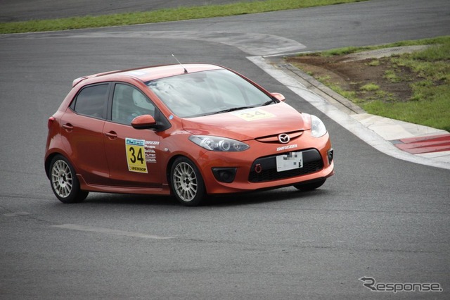 Be a driver. Experience at FUJI SPEEDWAY