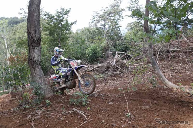 【JNCC 第8戦】台風の傷跡が残る秋晴れのシーサイドバレー［写真蔵］