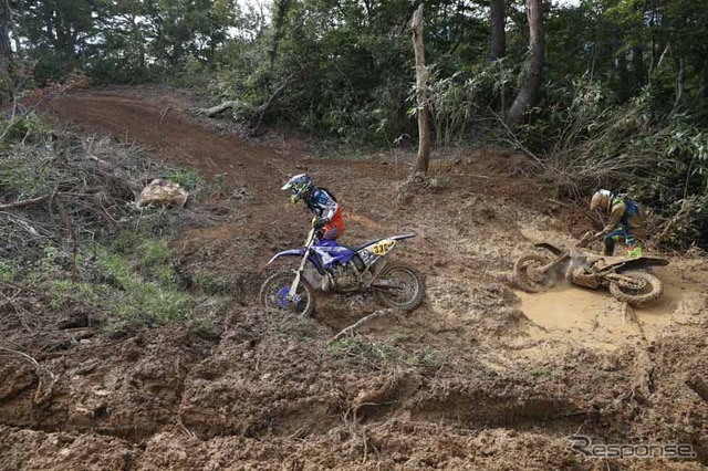【JNCC 第8戦】台風の傷跡が残る秋晴れのシーサイドバレー［写真蔵］