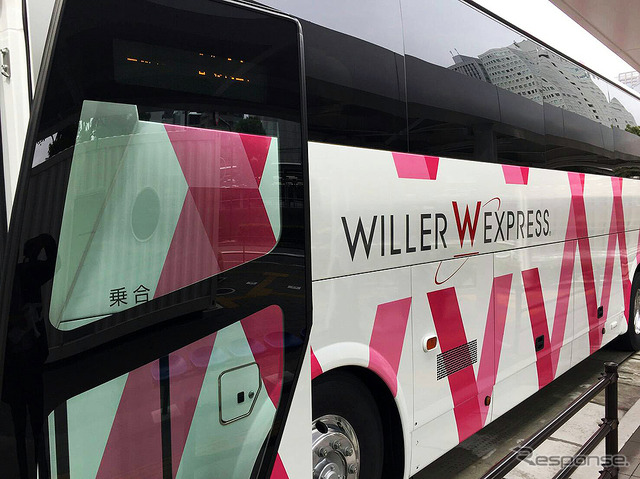 10月7日から関東～関西路線で走り出す WILLER EXPRESS JAPAN の新3列シート車両「Luxia」