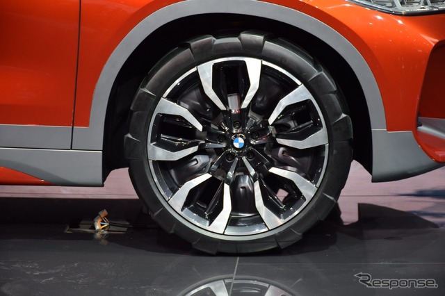 BMW コンセプトX2(パリモーターショー16)