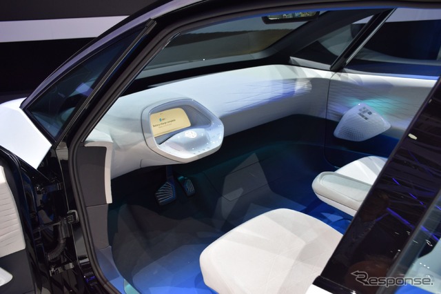 VW I.D.(パリモーターショー16)