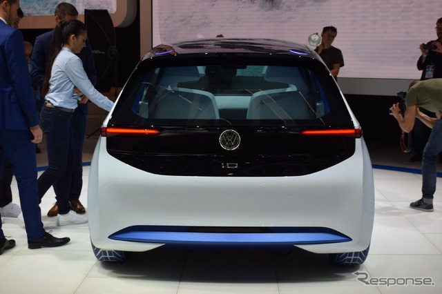VW I.D.(パリモーターショー16)