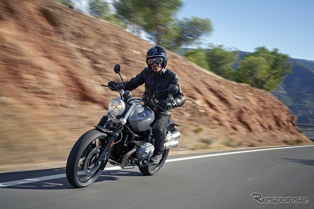 BMW R nineTスクランブラー