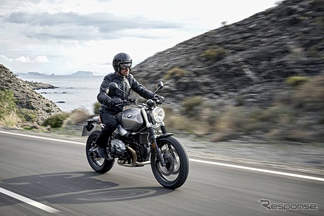 BMW R nineTスクランブラー