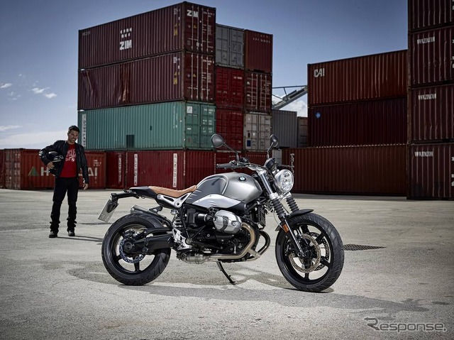 BMW R nineTスクランブラー