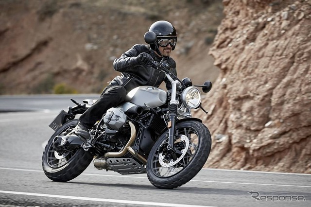 BMW R nineTスクランブラー