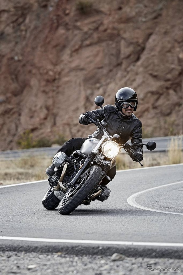 BMW R nineTスクランブラー
