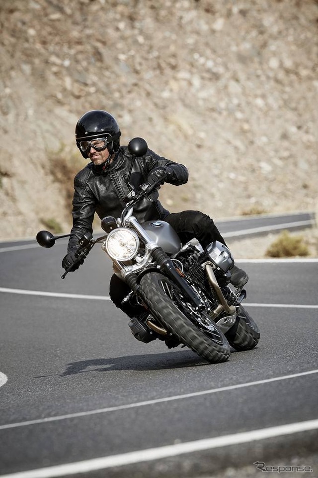 BMW R nineTスクランブラー