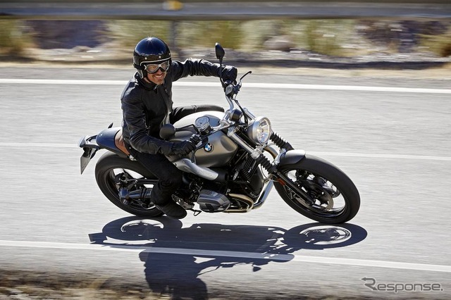 BMW R nineTスクランブラー