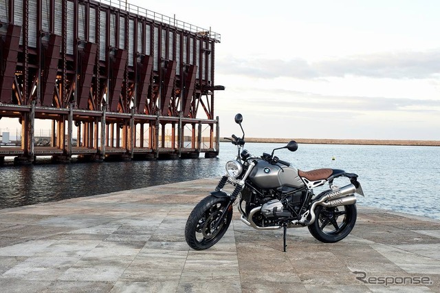 BMW R nineTスクランブラー