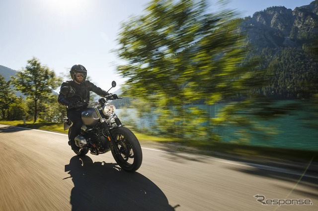 BMW R nineTスクランブラー
