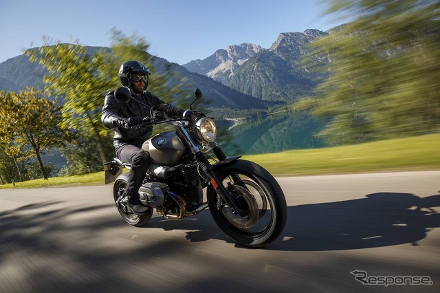 BMW R nineTスクランブラー