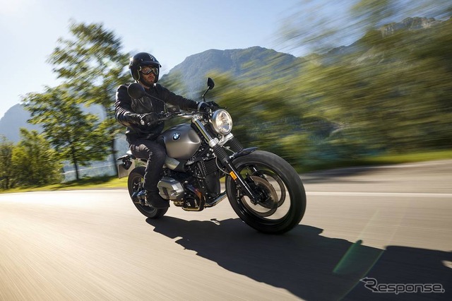 BMW R nineTスクランブラー